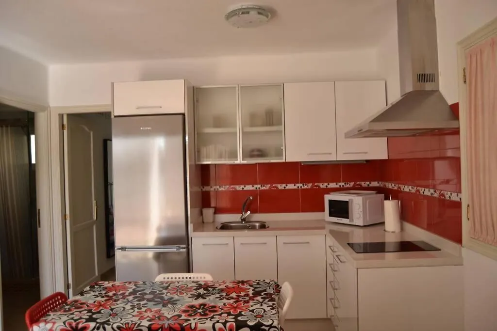 Casa Nori - Apartamento A 4 Minutos De La Playa Tias 0*,